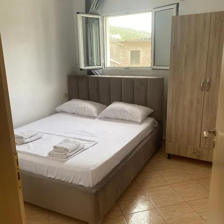 Veliaj Apartment Ksamil