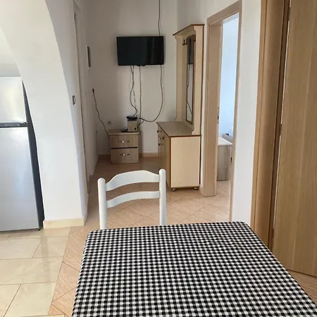 Apartment Veliaj
